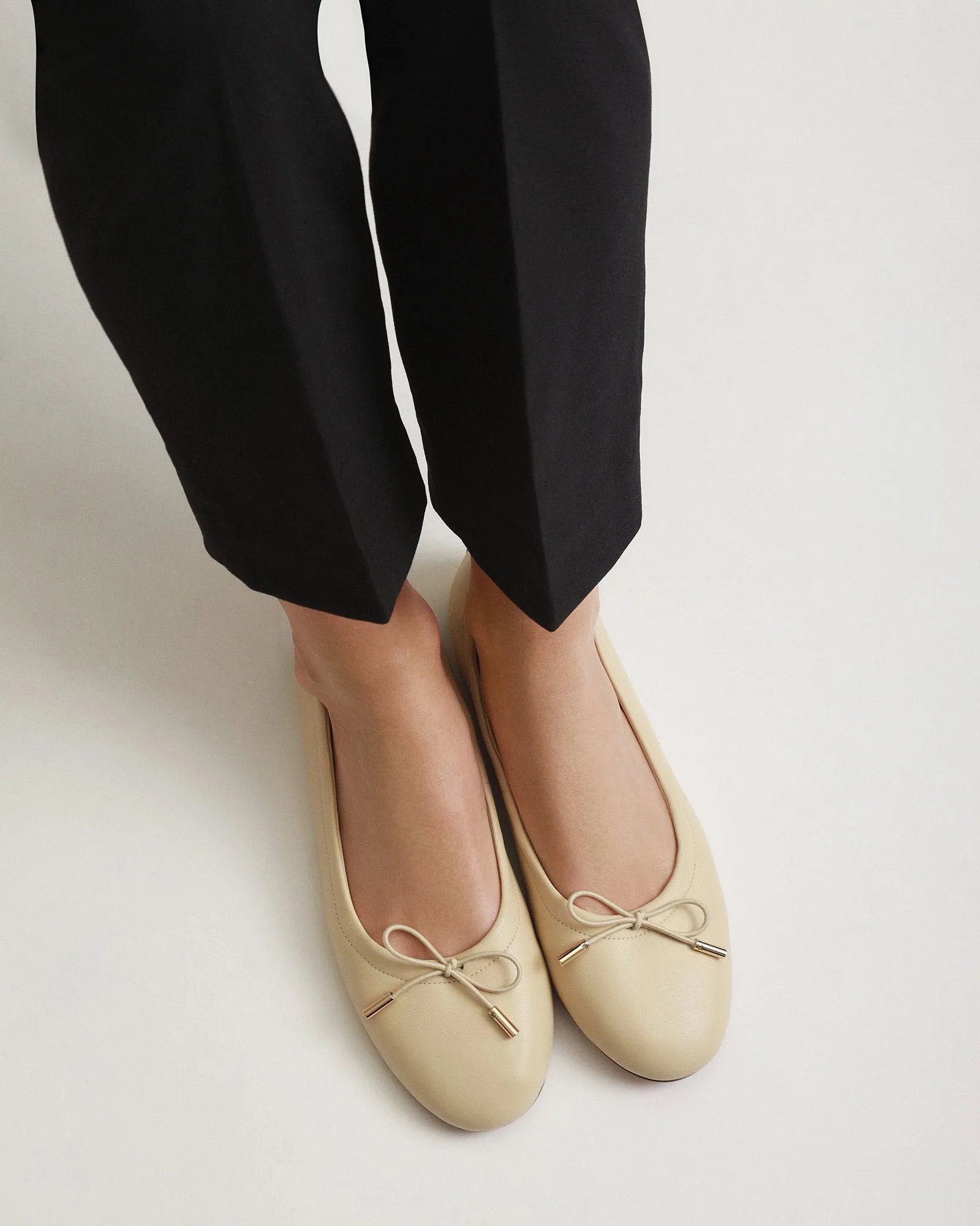 JOLIE CASUAL FLATS BUTTER LEATHER