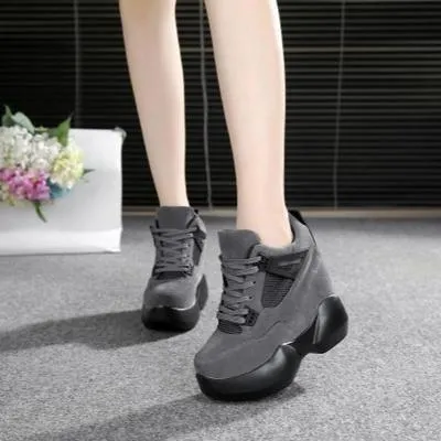 Princess Wedge Sneakers