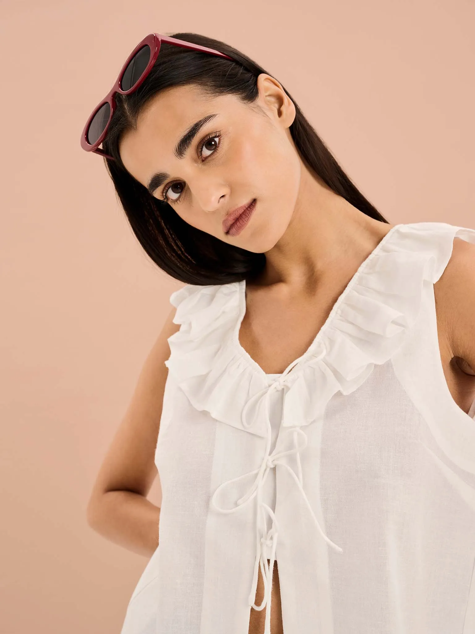 Rachael Frill Collar Sleeveless Blouse in White